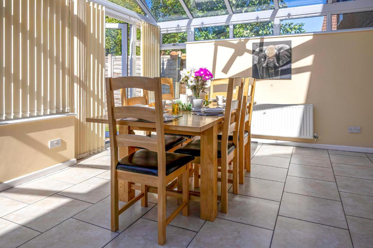 Fair View - Off Street Parking And Garden Villa Shrewsbury Exteriör bild