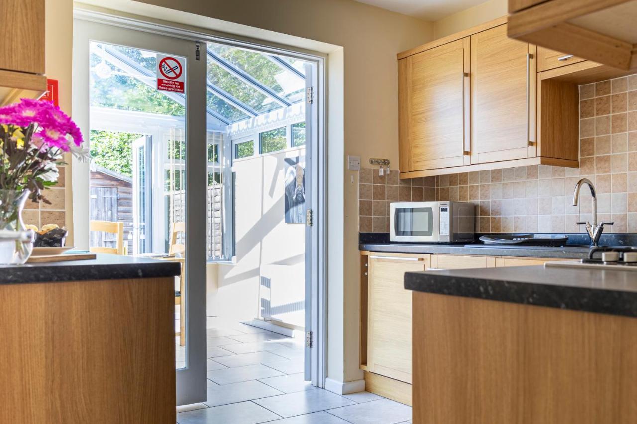 Fair View - Off Street Parking And Garden Villa Shrewsbury Exteriör bild