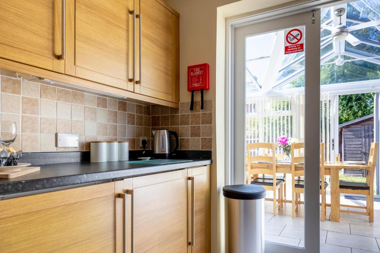 Fair View - Off Street Parking And Garden Villa Shrewsbury Exteriör bild